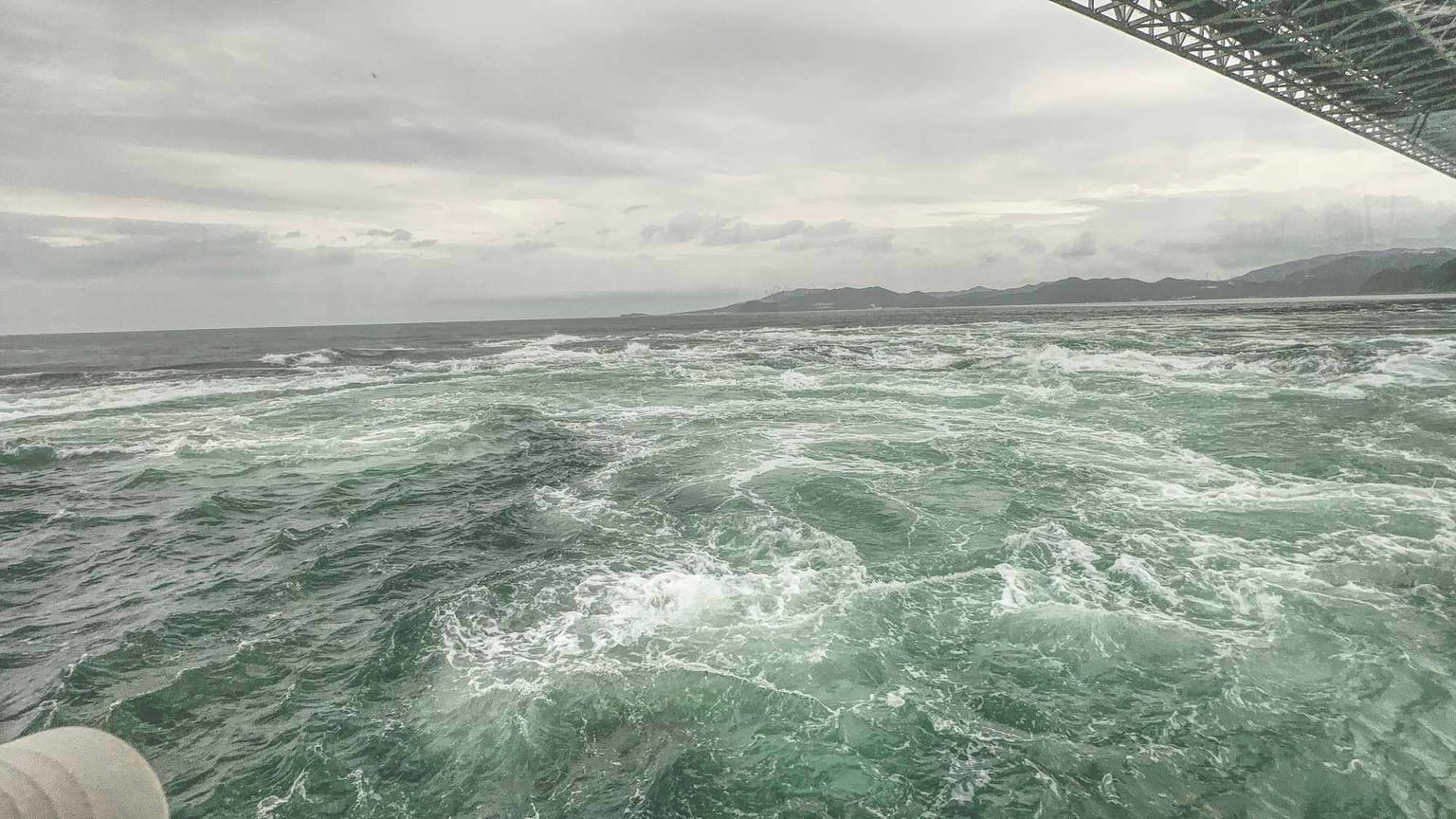 Ōnaruto Bridge whirlpool